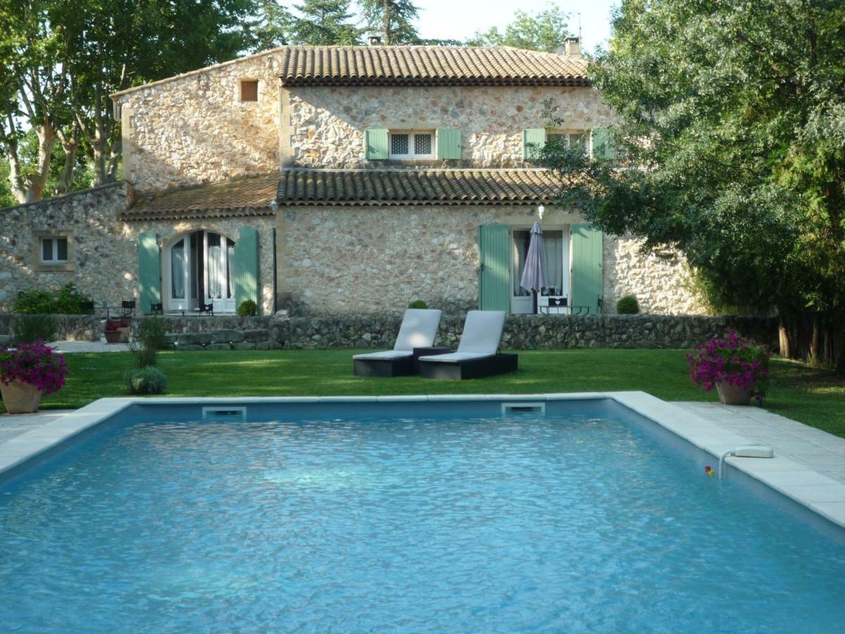 Bed and Breakfast Mas De L'Ile Aviñón Exterior foto